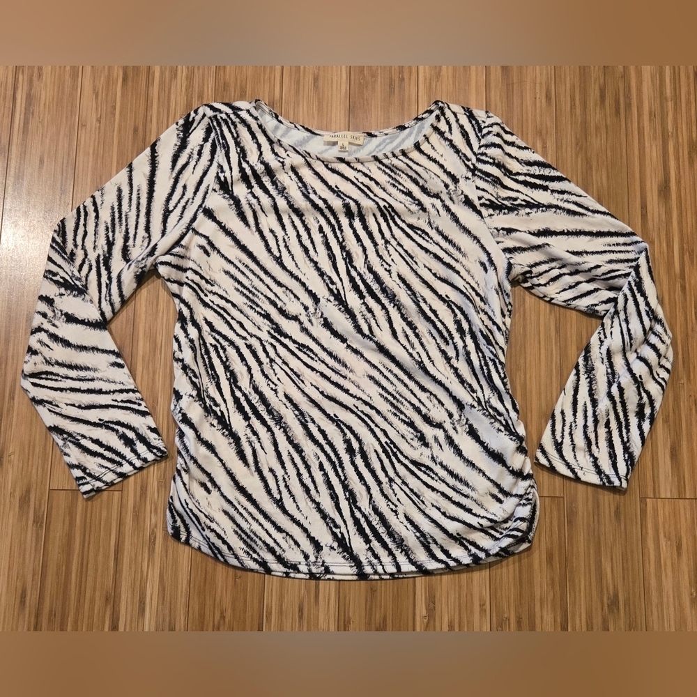 NWOT Parallel Skies Zebra Print Long Sleeve Top